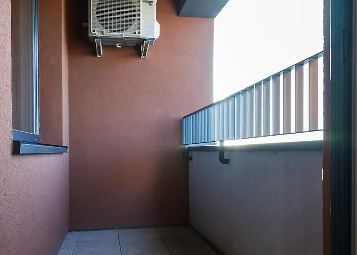 Top City View From 23rd Floor - Parking Included Lejlighed *