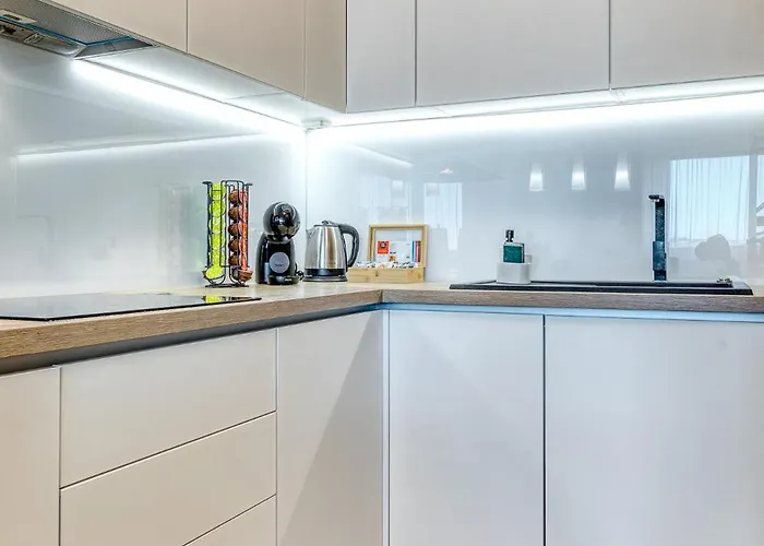 Apartament Top City View From 23rd Floor - Parking Included *