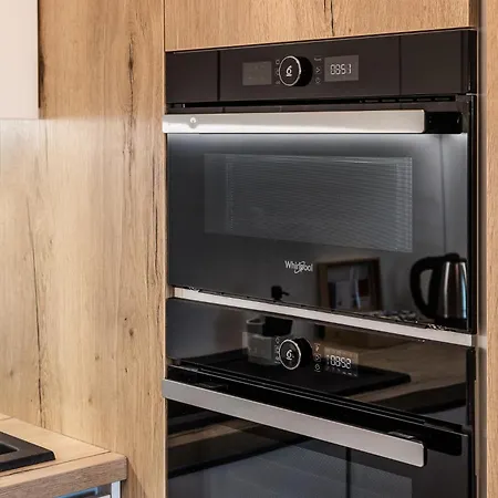 Top City View From 23rd Floor - Parking Included Appartamento Bratislava