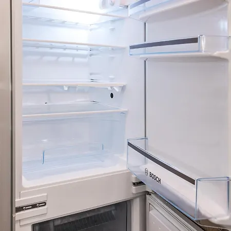 Top City View From 23rd Floor - Parking Included Appartamento Bratislava