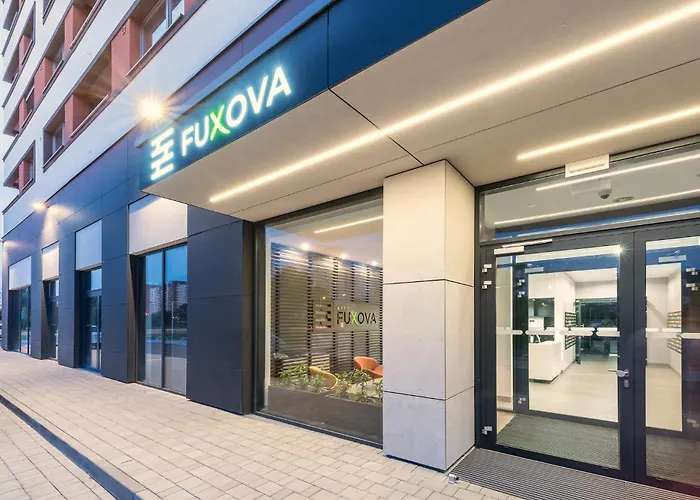 Top City View From 23rd Floor - Parking Included *